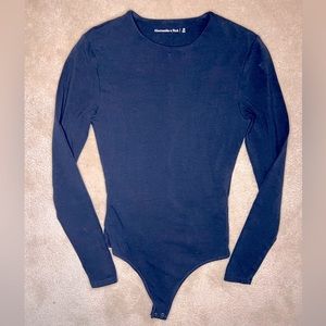 Abercrombie & Fitch Cotton Seamless bodysuit, in a navy blue. In a size XS.